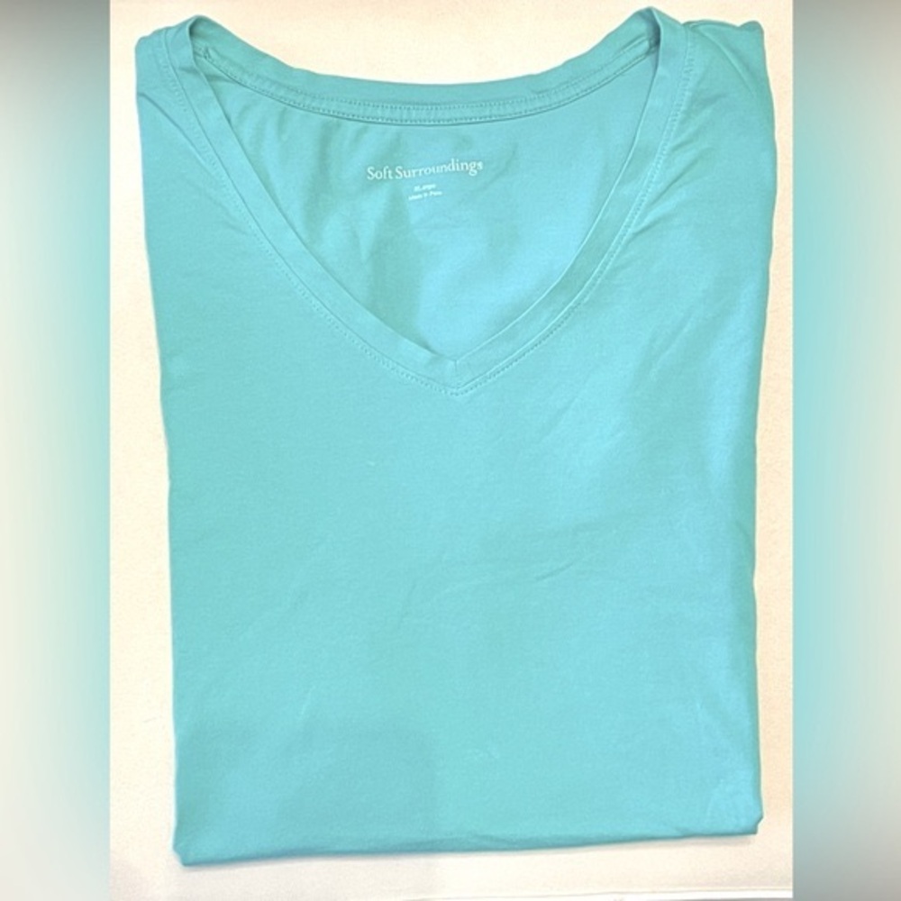 Soft Surroundings short sleeve summer v-neck shirt, aqua/turquoise color